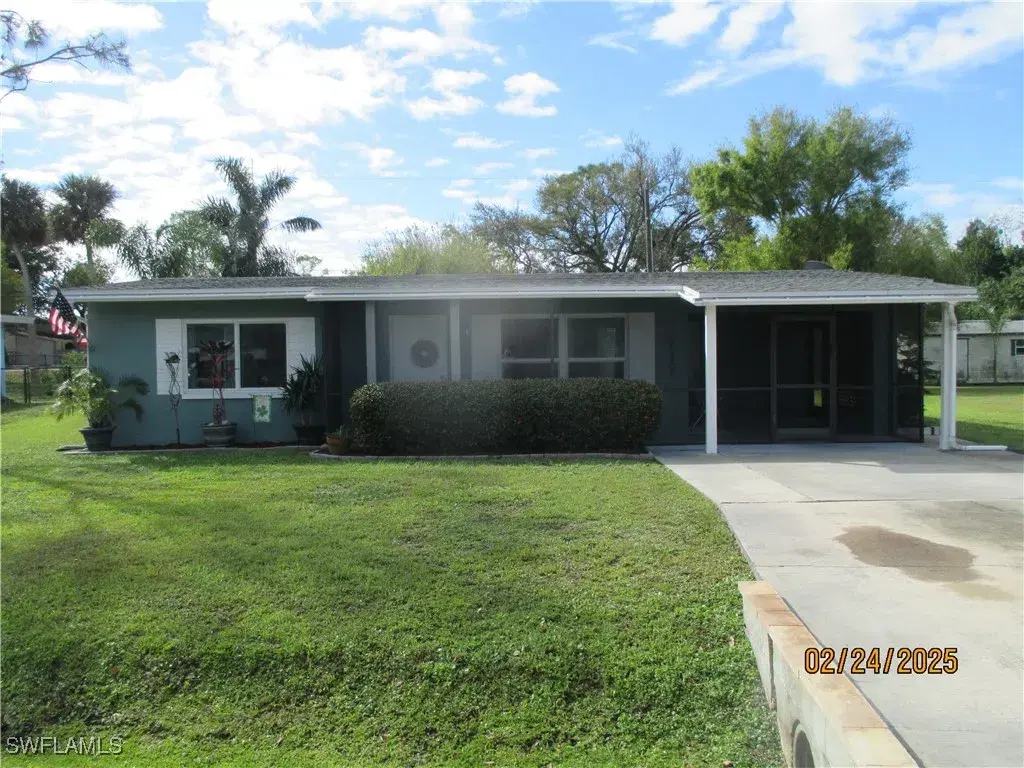 Picture of 8111 Cleaves Rd, North Fort Myers, FL 33903