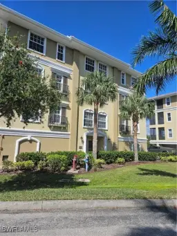 Picture of 10060 Lake Cove Dr 202, Fort Myers, FL 33908