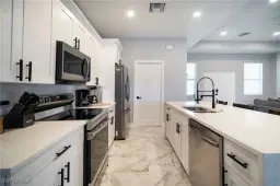 Picture of 1112 NE 34Th Ln, Cape Coral, FL 33909