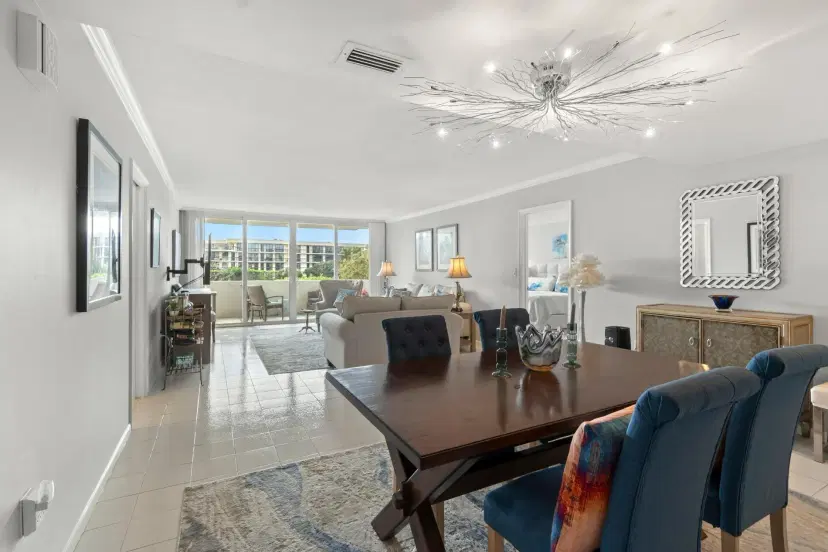 Picture of 2773 S Ocean Boulevard 3140, Palm Beach FL 33480