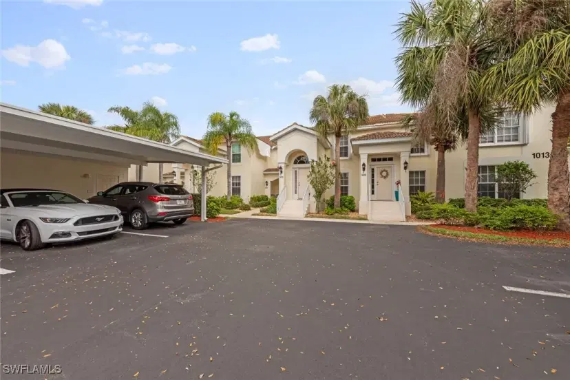 Picture of 10134 Colonial Country Club Blvd 905, Fort Myers FL 33913