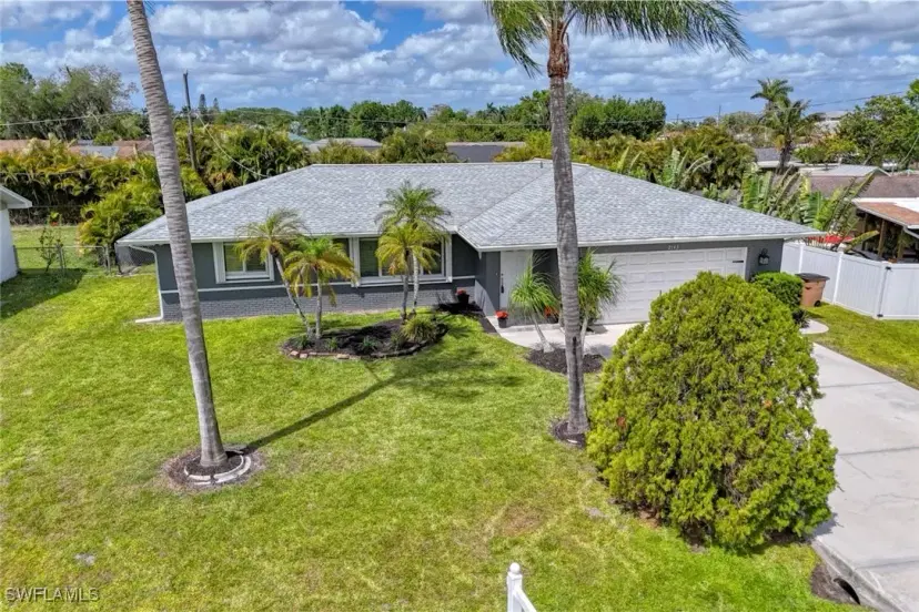 Picture of 2143 Tropic Ave, Fort Myers FL 33905