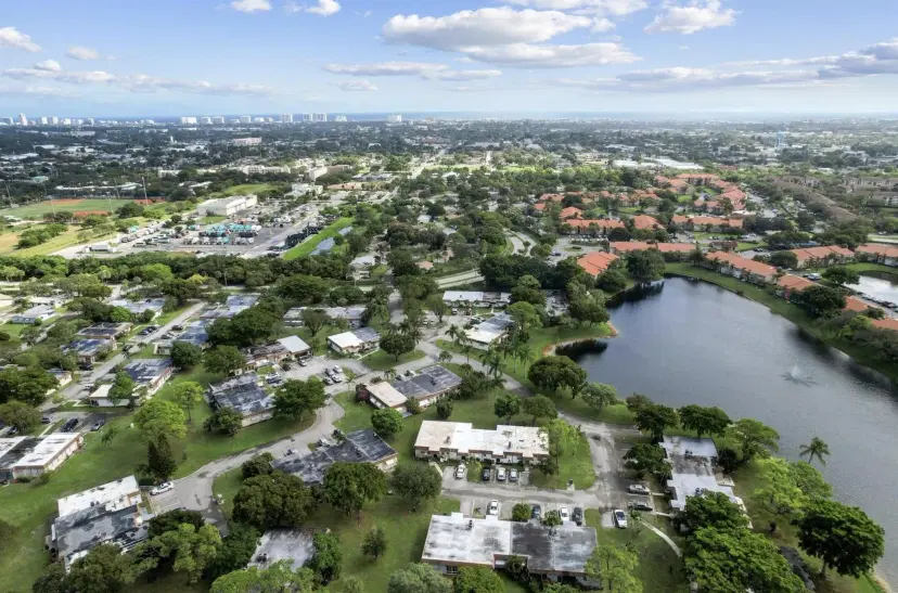 Picture of 417 SW Natura Avenue B, Deerfield Beach FL 33441