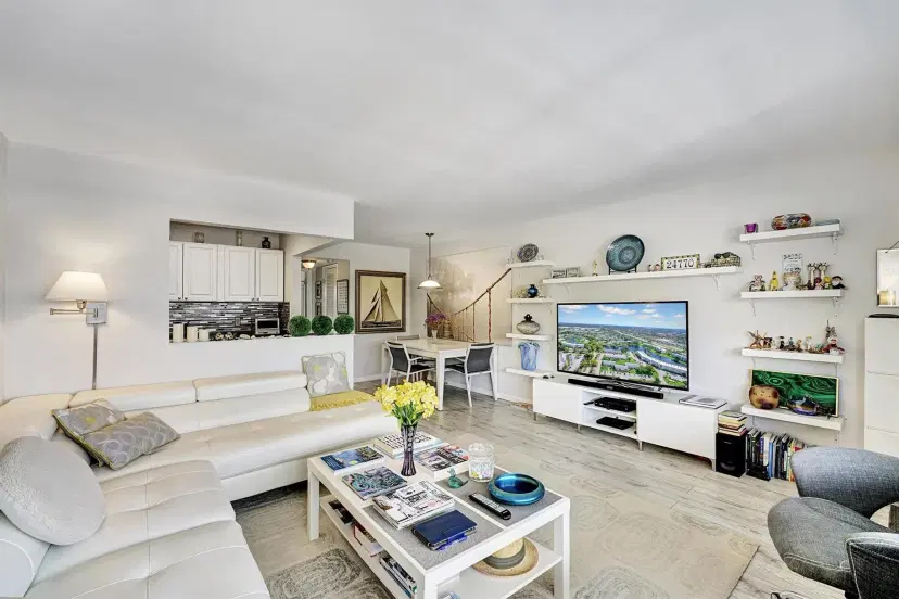 Picture of 12 Harwood A 12A, Deerfield Beach, FL 33442