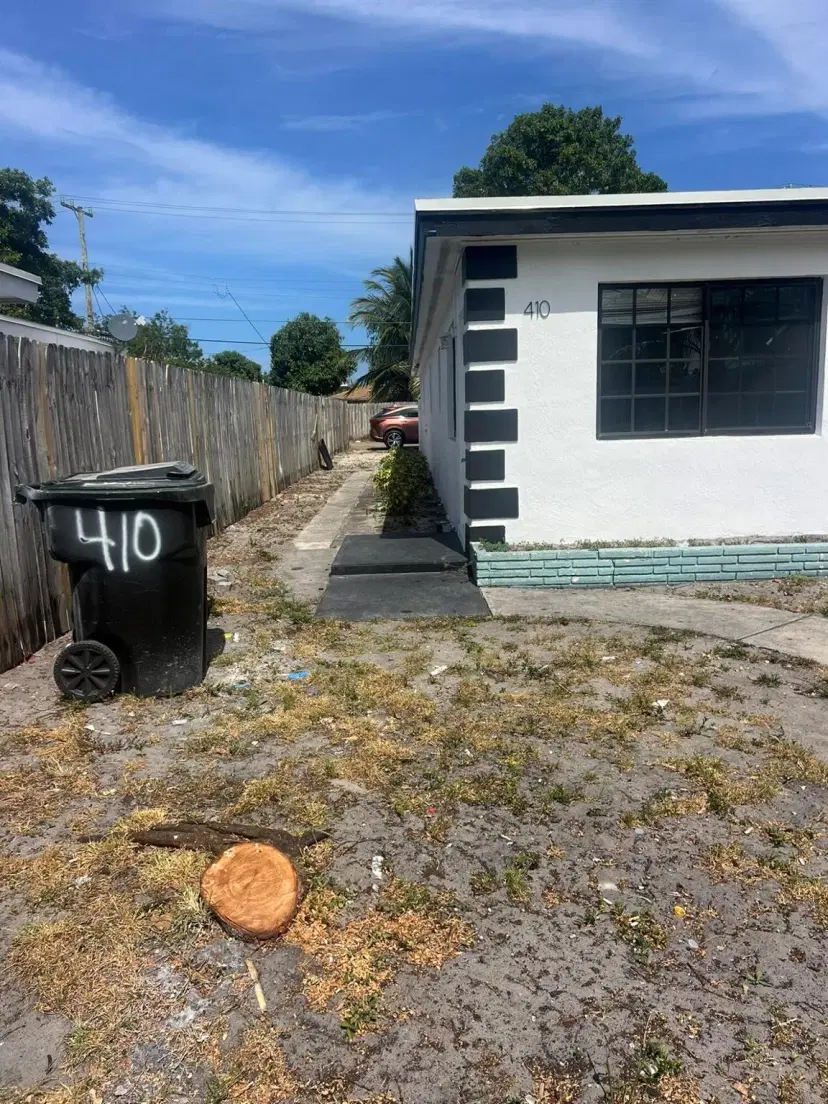 Picture of 410 S D Street, Lake Worth Beach FL 33460