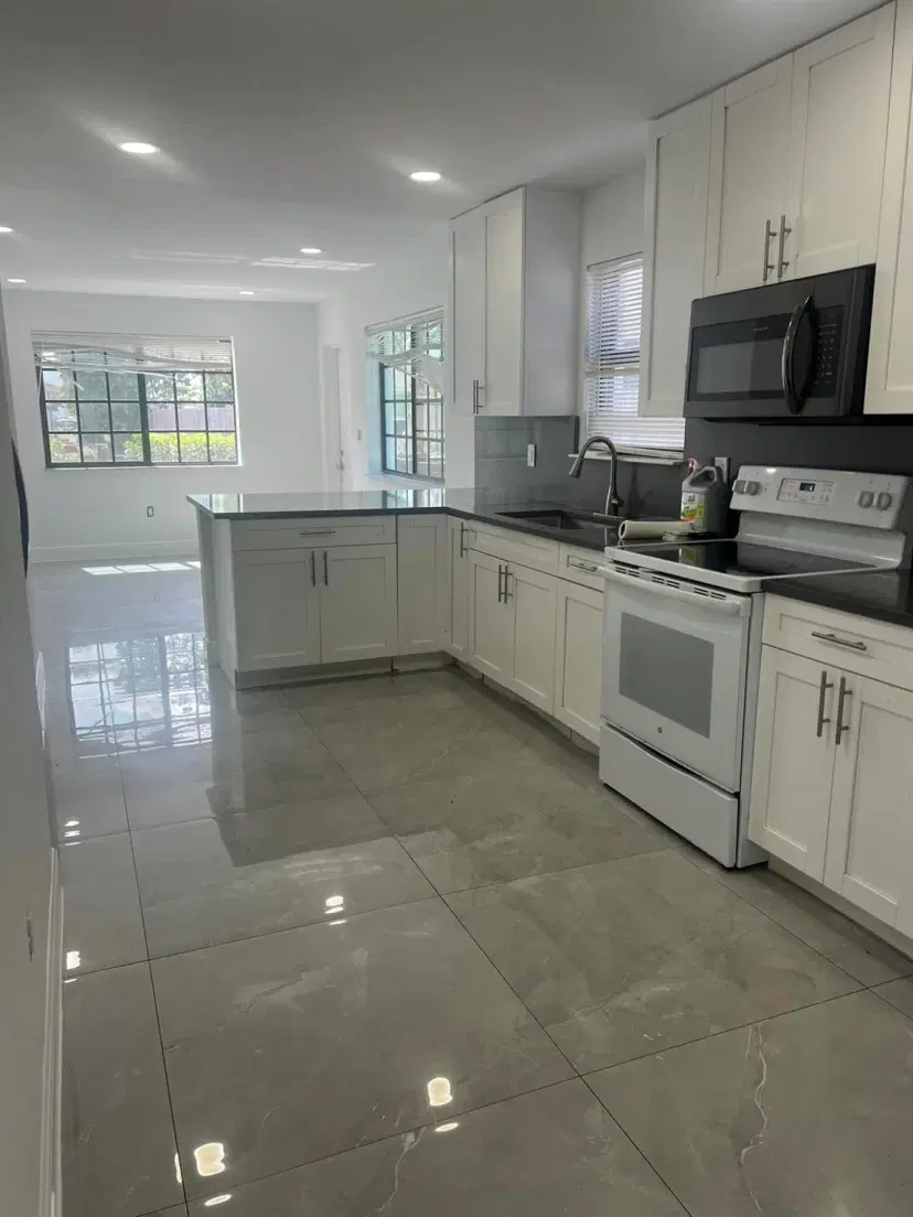 Picture of 410 S D Street, Lake Worth Beach FL 33460