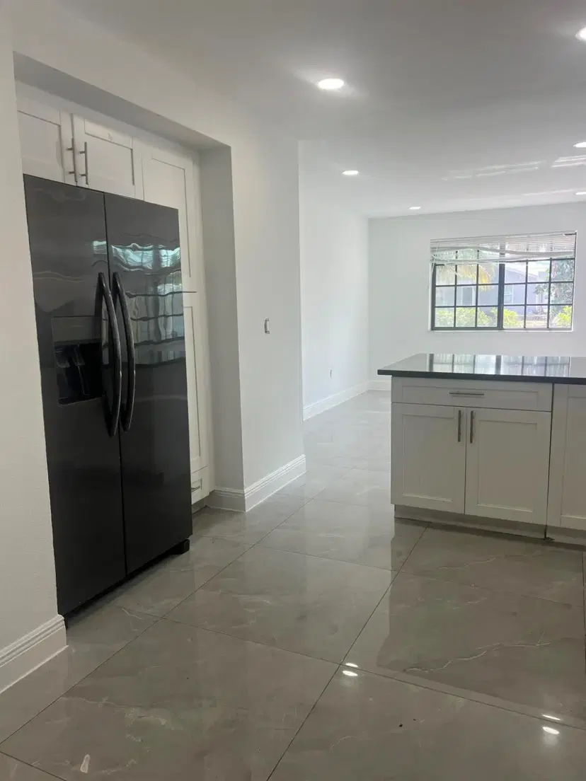 Picture of 410 S D Street, Lake Worth Beach FL 33460