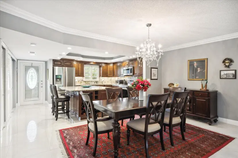Picture of 111 S Hollybrook Dr 44-307, Pembroke Pines FL 33025