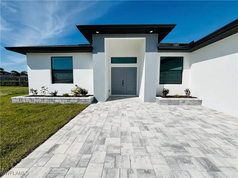 Picture of 210 SW 31St Ave, Cape Coral FL 33991