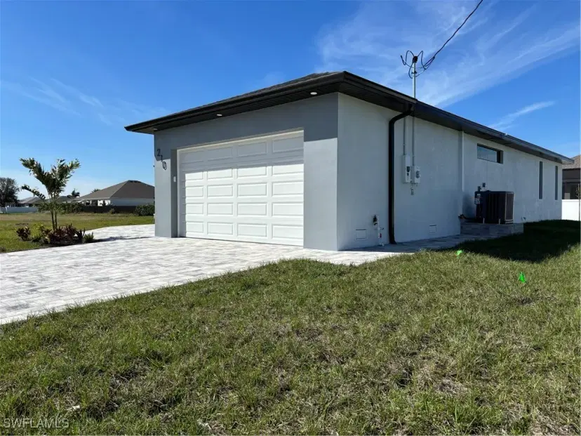 Picture of 210 SW 31St Ave, Cape Coral FL 33991