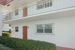 Picture of 2600 SE Ocean Boulevard J2, Stuart, FL 34996