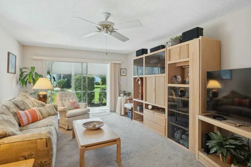 Picture of 2600 SE Ocean Boulevard J2, Stuart FL 34996