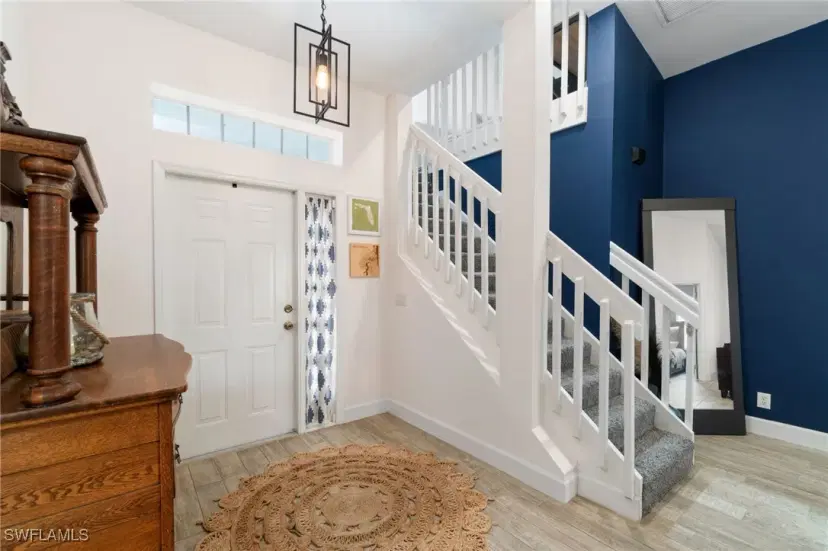 Picture of 71 Burnt Pine Dr, Naples FL 34119