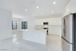 Picture of 12775 Woodbury Dr, Estero, FL 33928