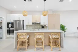 Picture of 91 Hendricks Isle, Fort Lauderdale, FL 33301