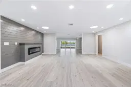 Picture of 335 Shore Dr, Fort Myers, FL 33905