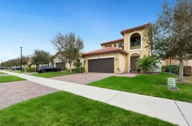 Picture of 5108 NW 48Th Ln, Tamarac FL 33319