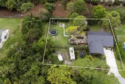 Picture of 8876 SE Sunset Drive, Hobe Sound, FL 33455