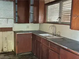 Picture of 2145 Carrell Rd, Fort Myers, FL 33901