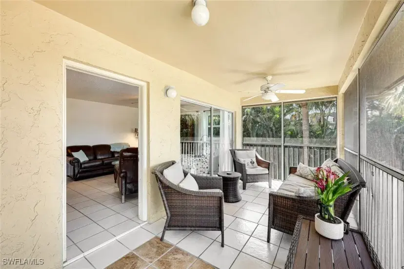Picture of 2000 Alamanda Dr 206, Naples FL 34102