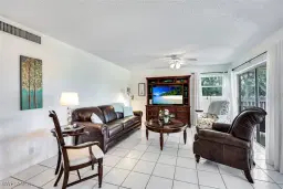 Picture of 2000 Alamanda Dr 206, Naples, FL 34102