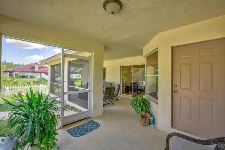 Picture of 8671 155Th Place N, Palm Beach Gardens FL 33418
