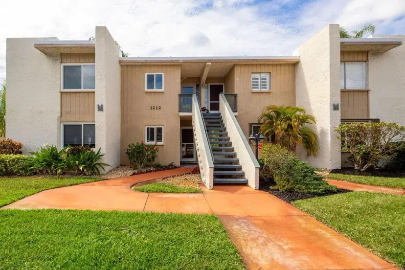 Picture of 1212 NE 14Th Court Court M-3, Jensen Beach FL 34957