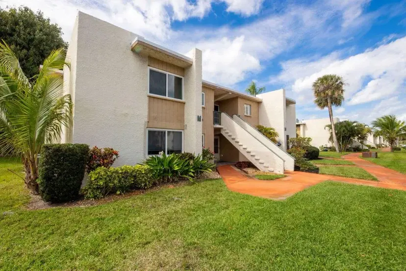 Picture of 1212 NE 14Th Court Court M-3, Jensen Beach FL 34957