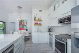 Picture of 631 Beachwalk Cir F202, Naples, FL 34108