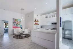 Picture of 631 Beachwalk Cir F202, Naples, FL 34108