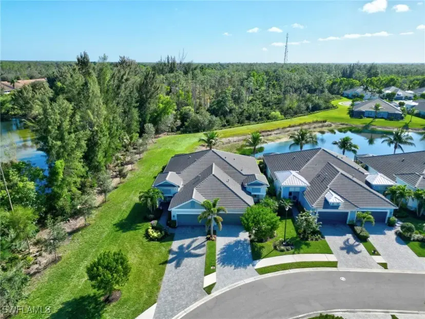 Picture of 2231 Marquesa Cir, Naples FL 34112