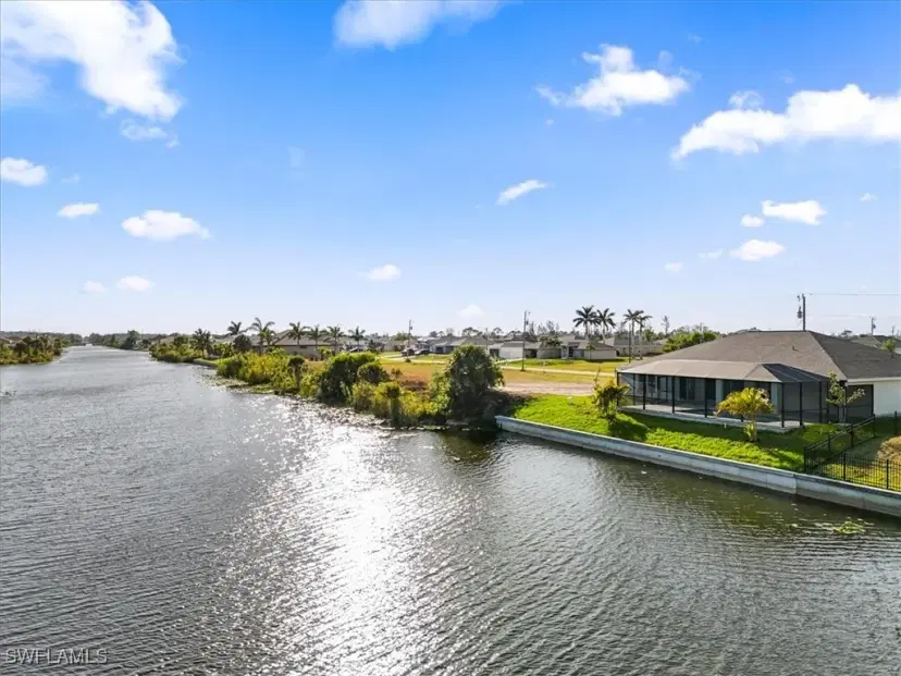 Picture of 1258 NE 40Th St, Cape Coral FL 33909