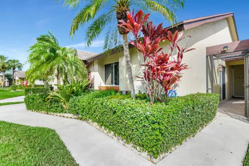 Picture of 130 Village Walk Drive, Royal Palm Beach FL 33411