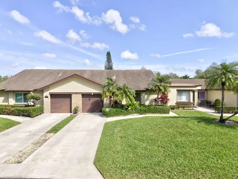 Picture of 130 Village Walk Drive, Royal Palm Beach FL 33411