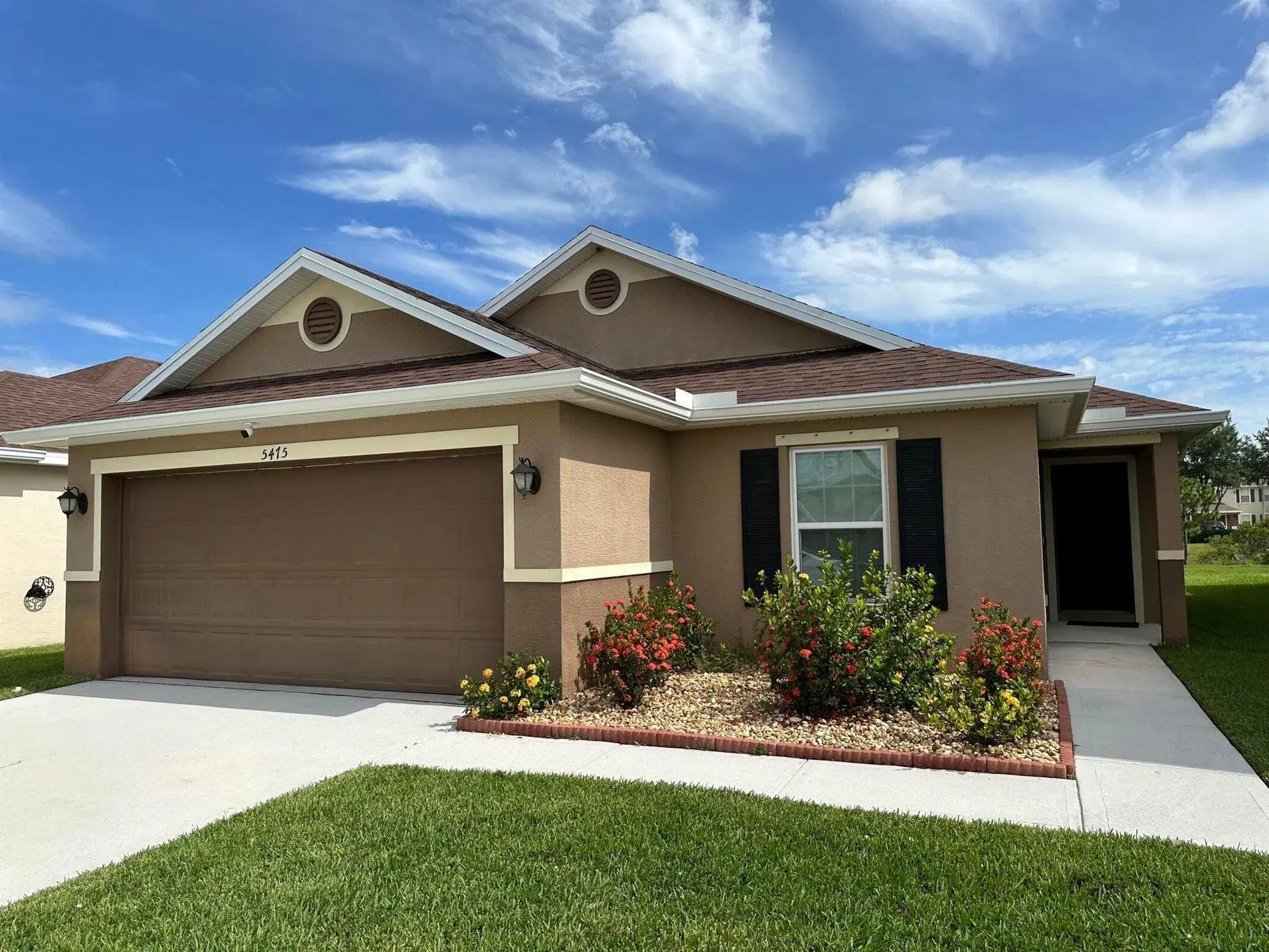 Picture of 5475 NW Pine Trail Circle, Port St Lucie, FL 34983