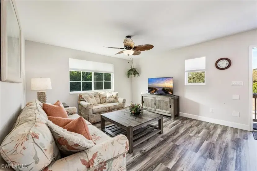 Picture of 3561 Thomasson Dr, Naples FL 34112
