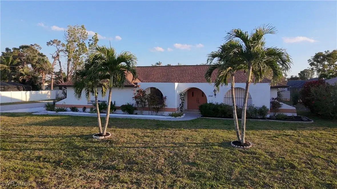 Picture of 1914 SE 16Th St, Cape Coral, FL 33990