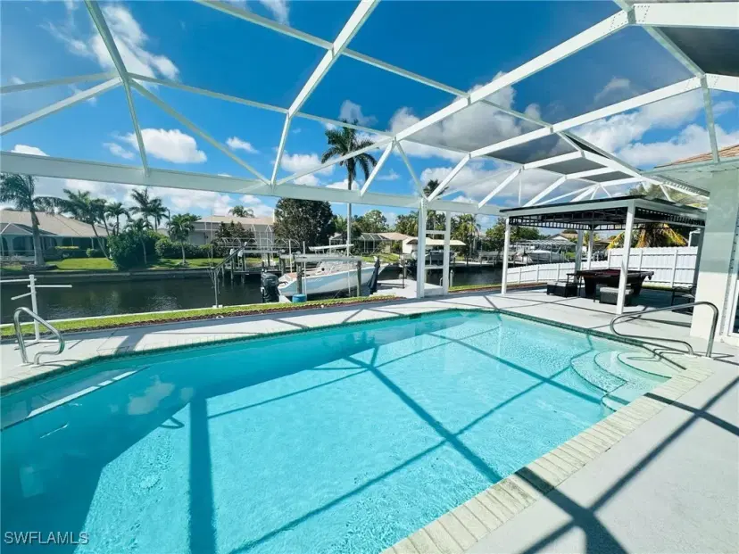 Picture of 946 SE 23Rd Pl, Cape Coral FL 33990