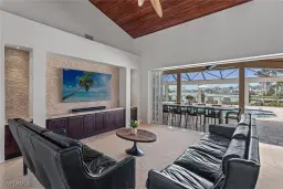 Picture of 520 S Barfield Dr, Marco Island, FL 34145
