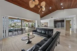 Picture of 520 S Barfield Dr, Marco Island, FL 34145