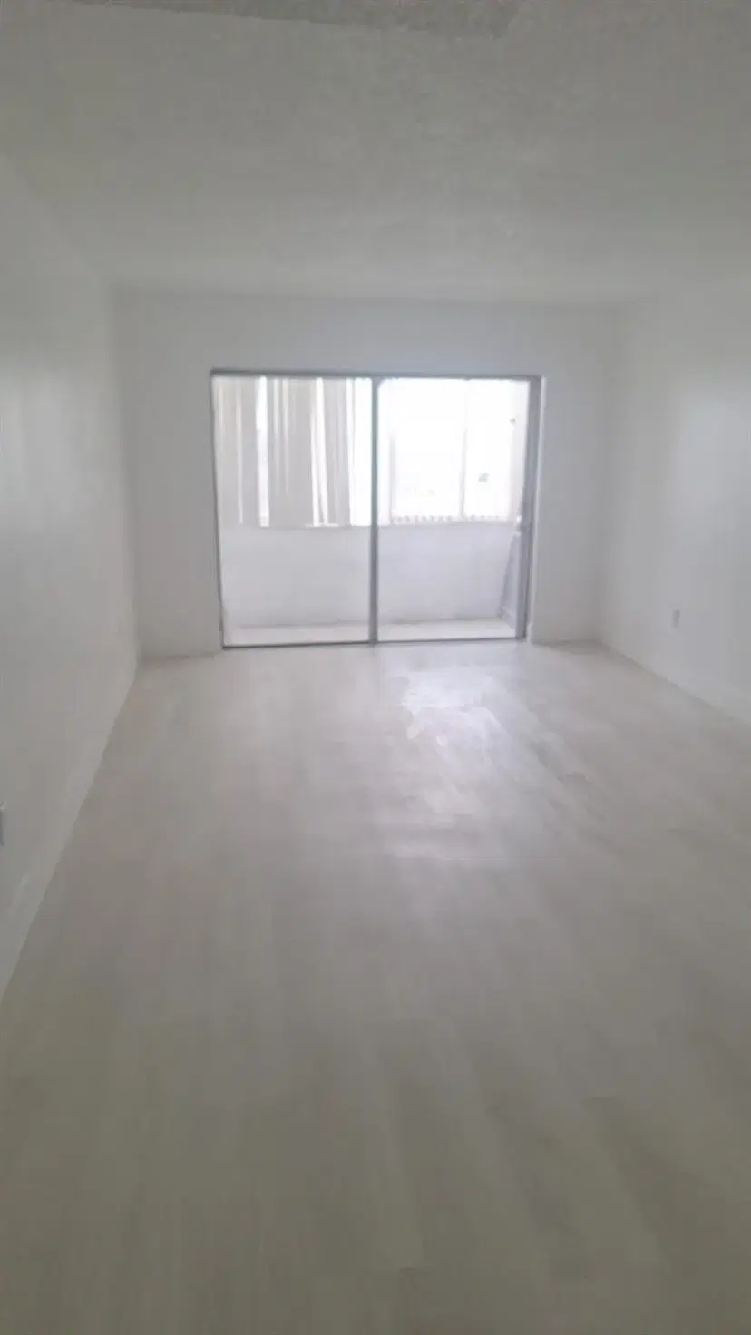 Picture of 1305 W 46Th St 237, Hialeah FL 33012