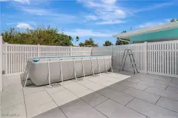 Picture of 719 Sharar Ct, Cape Coral, FL 33904