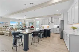 Picture of 2033 Grove Dr, Naples, FL 34120