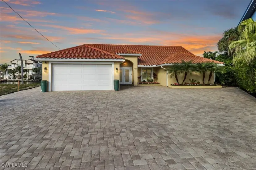 Picture of 4882 Regal Dr, Bonita Springs FL 34134