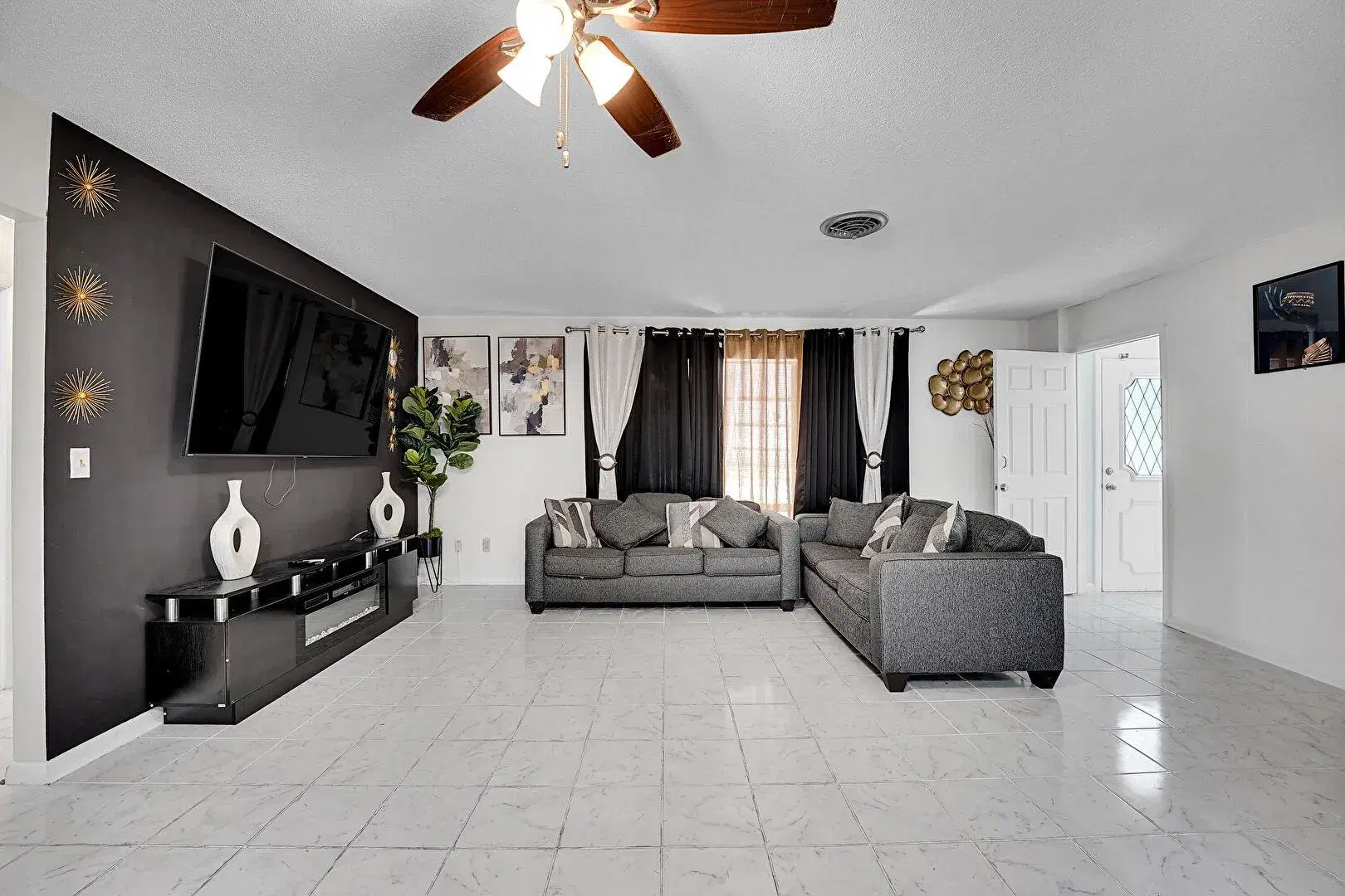 Picture of 223 E Arbor Avenue, Port St Lucie, FL 34952