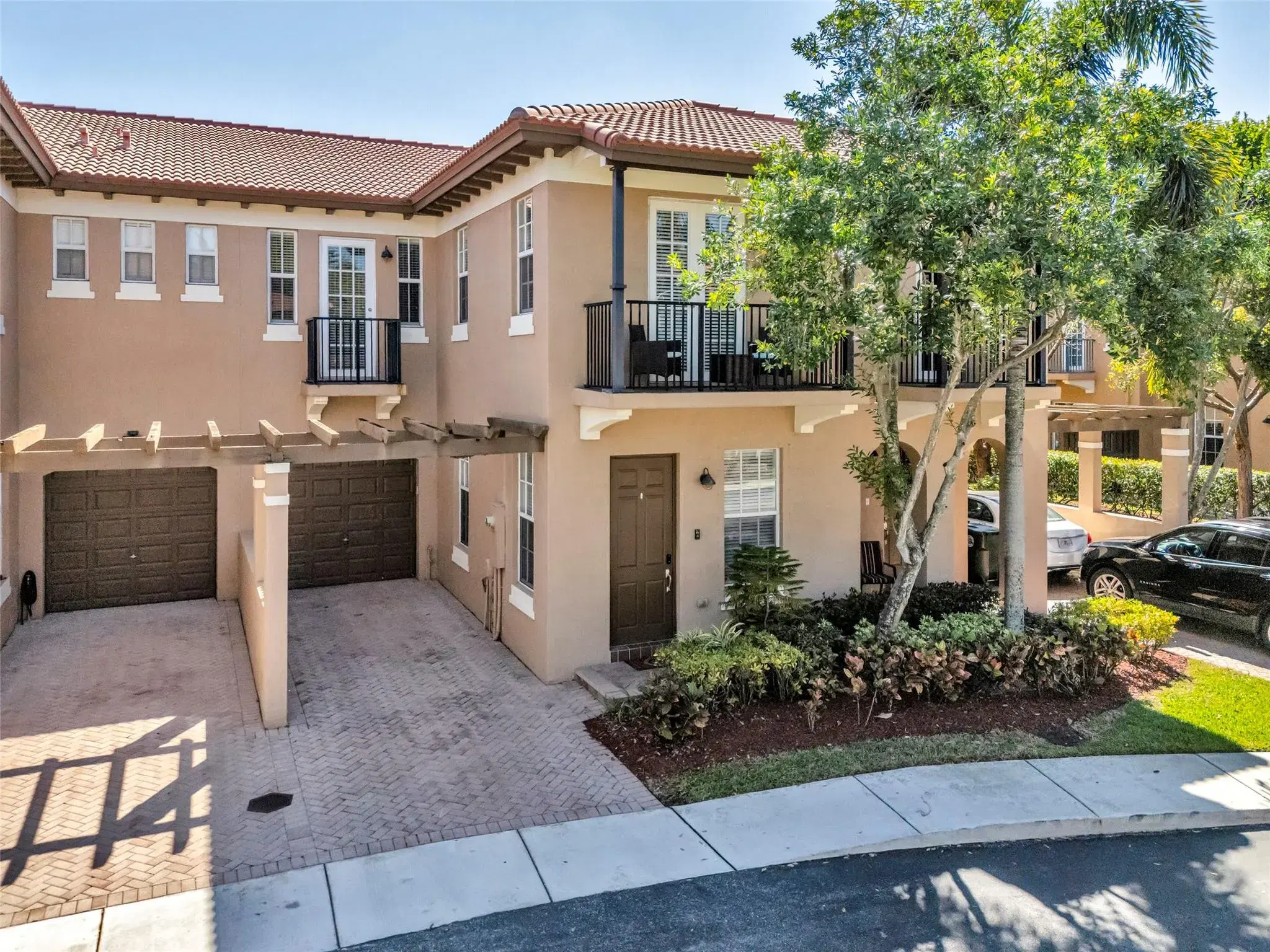 Picture of 6966 Julia Gardens Dr, Coconut Creek, FL 33073