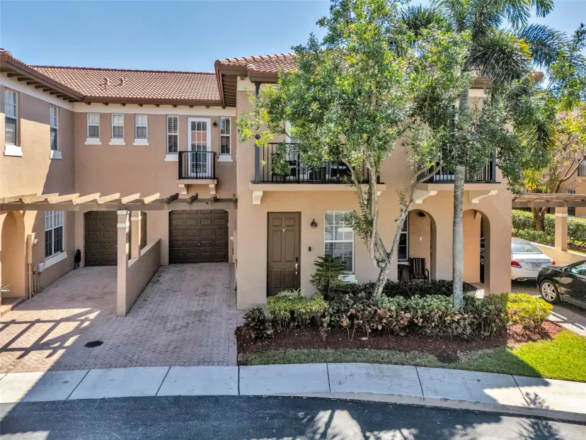 Picture of 6966 Julia Gardens Dr, Coconut Creek FL 33073