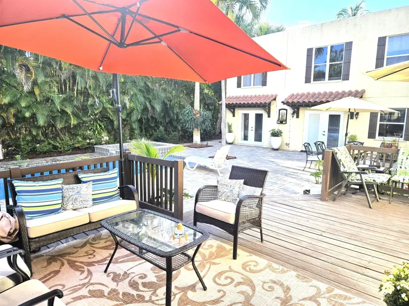 Picture of 206 Edgewood Drive, West Palm Beach FL 33405