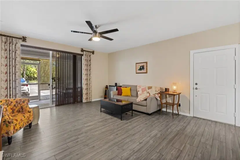 Picture of 1075 Hancock Creek South Blvd 103, Cape Coral FL 33909