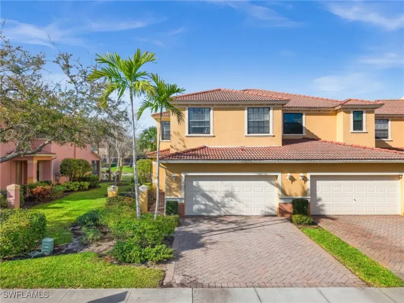 Picture of 7357 Bristol Cir, Naples FL 34120